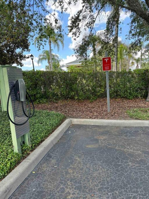 A Spooktacular Haunted Mansion. Apartment Kissimmee Exterior photo