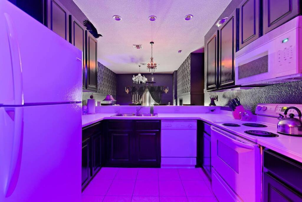 A Spooktacular Haunted Mansion. Apartment Kissimmee Exterior photo